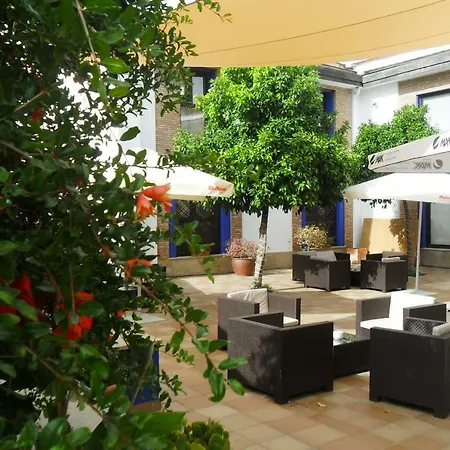 Hotel Dona Aldonza 3*